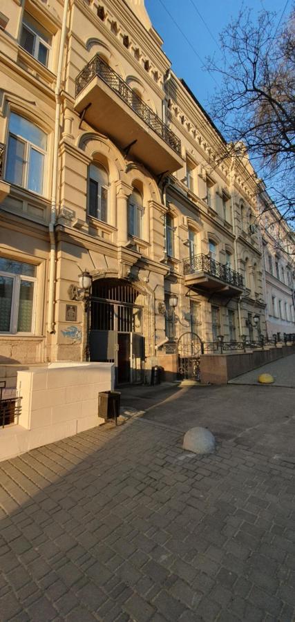 Апартаменты На Греческой Odesa Exterior photo